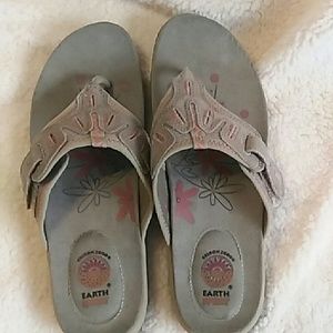 Earth spirit sandals adjustable sz 9 NWOT